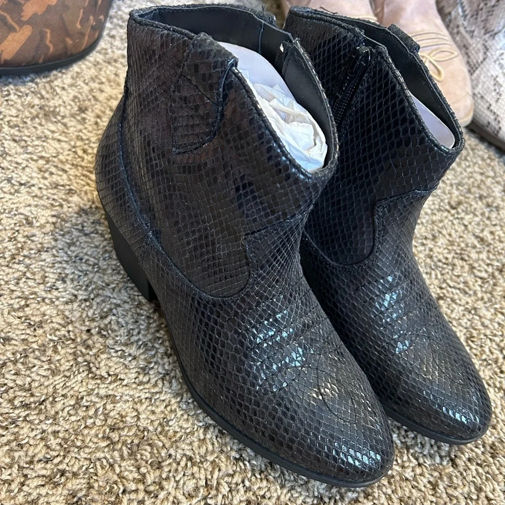 Black Booties
